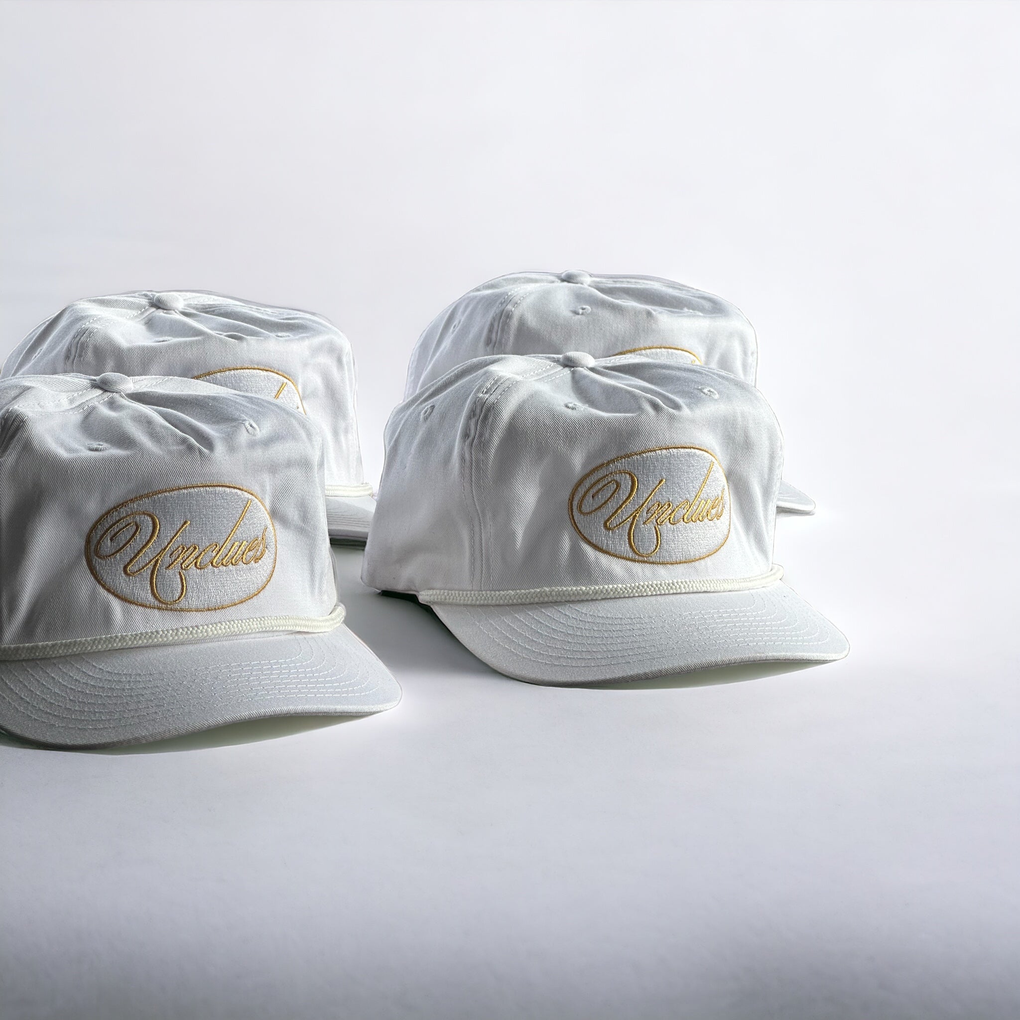 YACHT CLUB